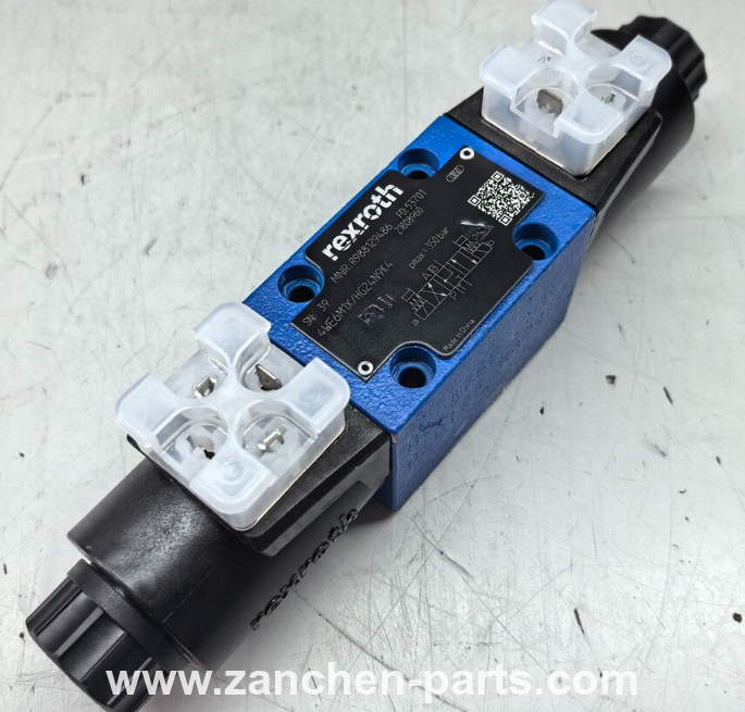 Rexroth R988129486 Directional Spool Valve 4WE6M1X/HG24N9K4